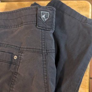 Kuhl Size 38" x 30"  Khaki Gray EUC